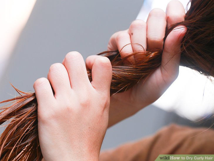 4 Ways to Dry Curly Hair