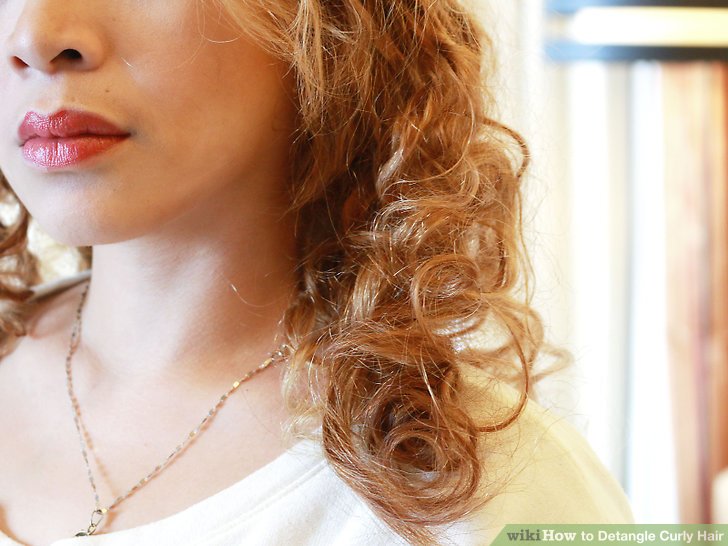 4 Ways to Detangle Curly Hair