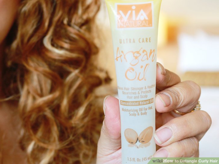 4 Ways to Detangle Curly Hair